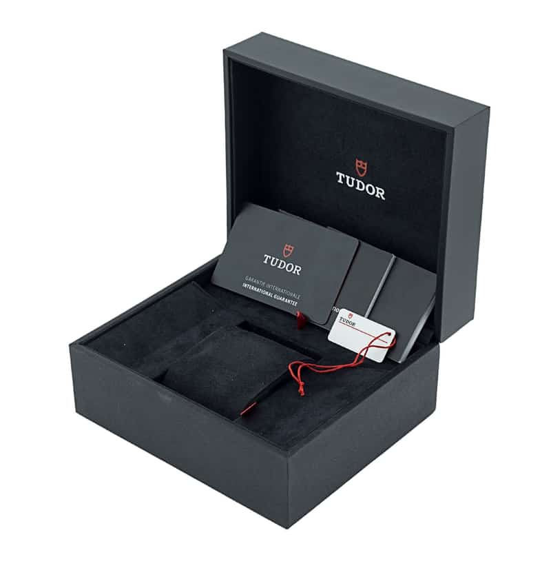 Tudor Heritage Black Bay M79030N-0001